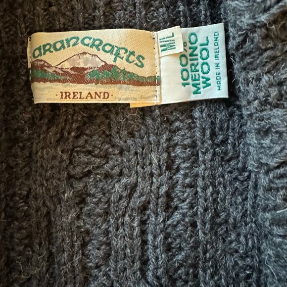 Aran Woolen Mills Batwing Jacket w/ Celtic Knot Zipper Pull Charcoal Gray M/L - Picture 9 of 10